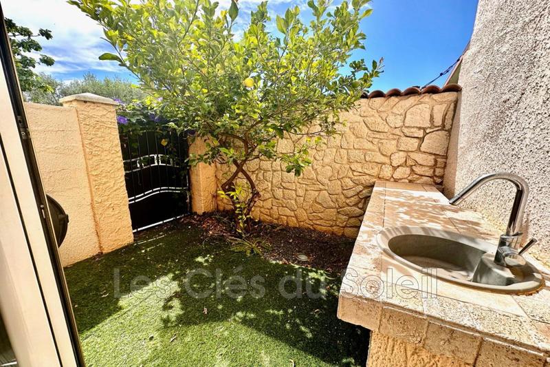 Studio - 25 m² - 1 pièce