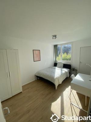 Chambre - 10 m² - 1 pièce
