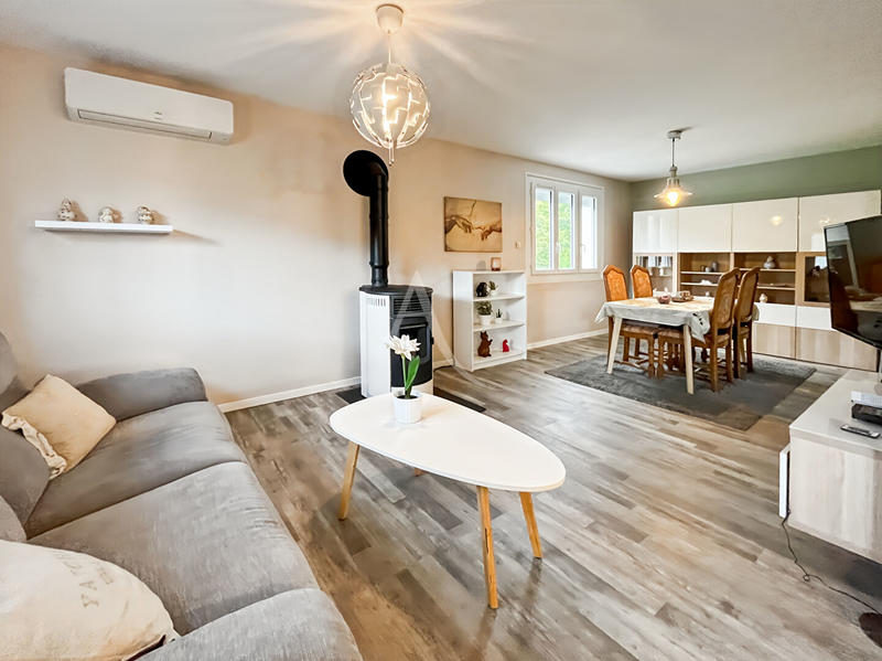 Maison - 87 m² - 5 pièces