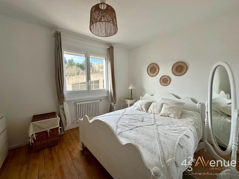 Appartement - 60 m² - 3 pièces