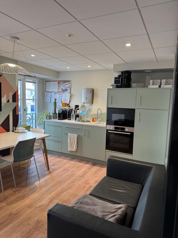 Local commercial - 287 m² - 6 pièces