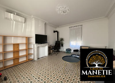 Maison ancienne - 157 m² - 8 pièces