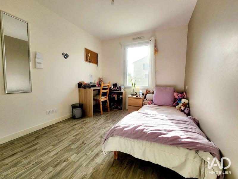 Maison - 99 m² - 5 pièces