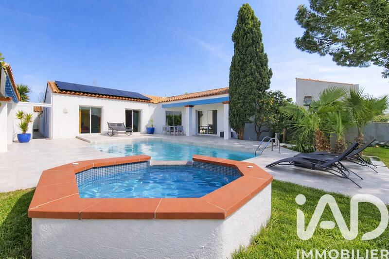 Maison - 224 m² - 9 pièces