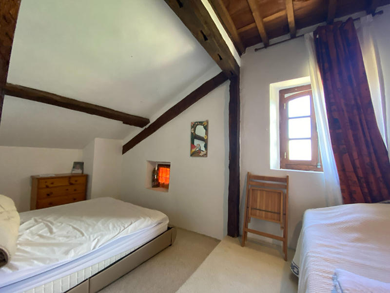 Maison - 320 m² - 12 pièces