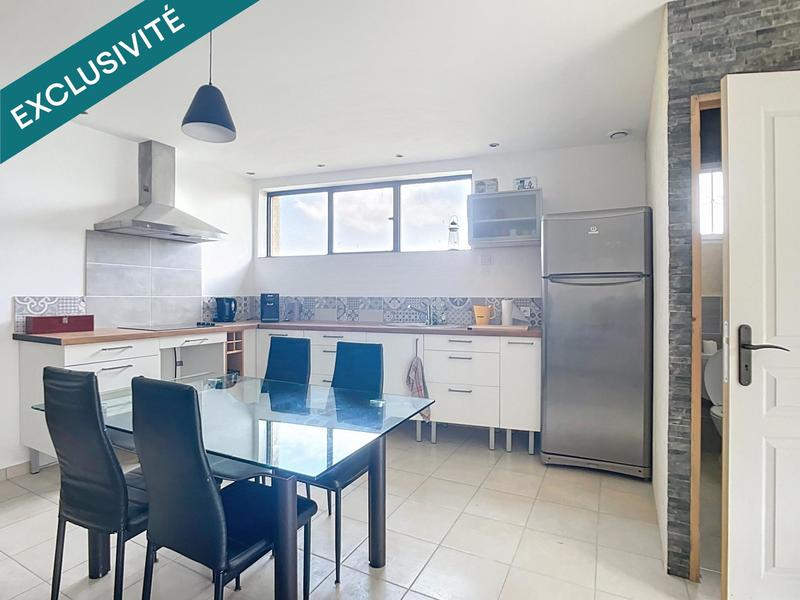 Maison - 209 m² - 9 pièces