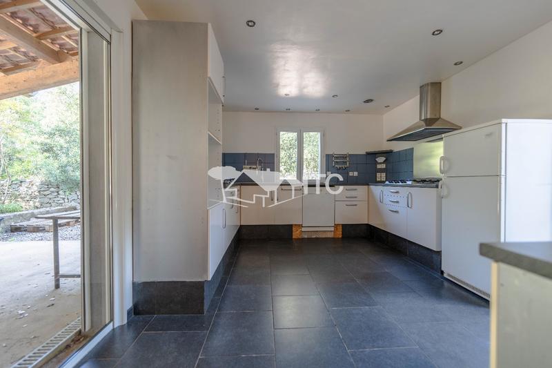 Maison - 134 m² - 5 pièces