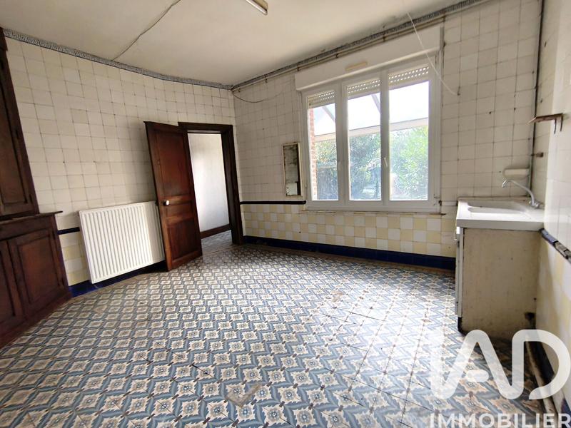 Maison - 198 m² - 8 pièces