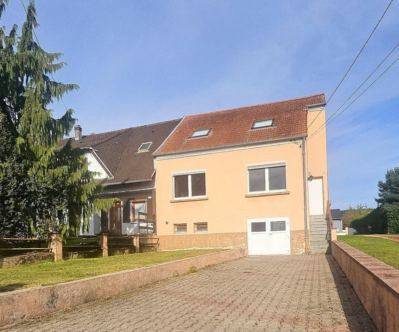 Maison - 143 m² - 7 pièces