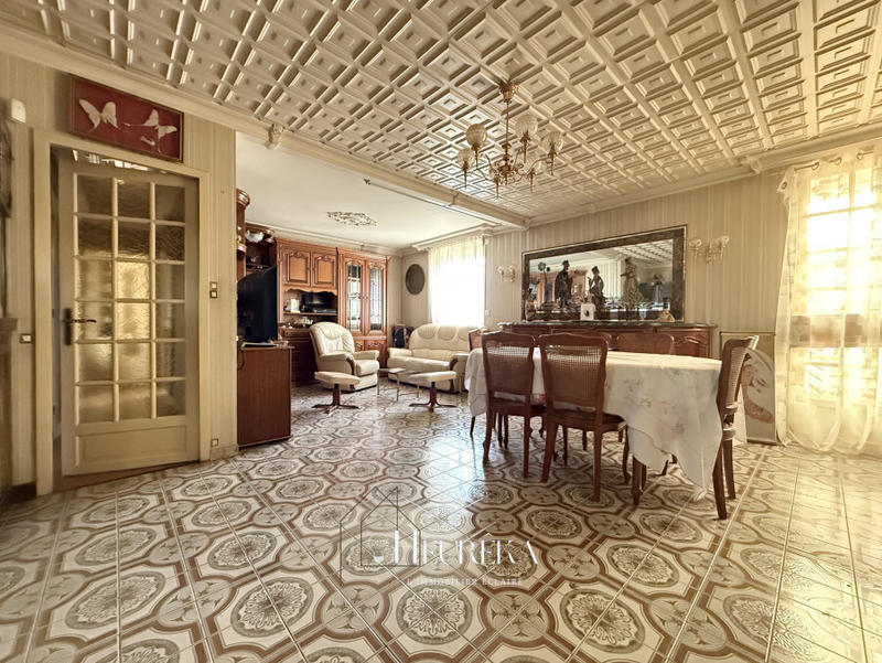 Maison - 156 m² - 5 pièces