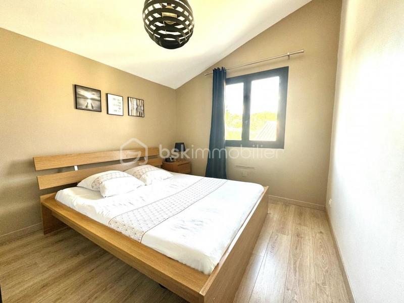 Villa - 141 m² - 6 pièces