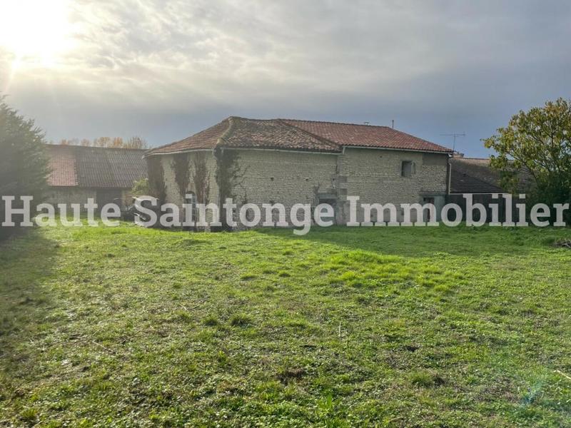 Maison de village - 89 m² - 3 pièces