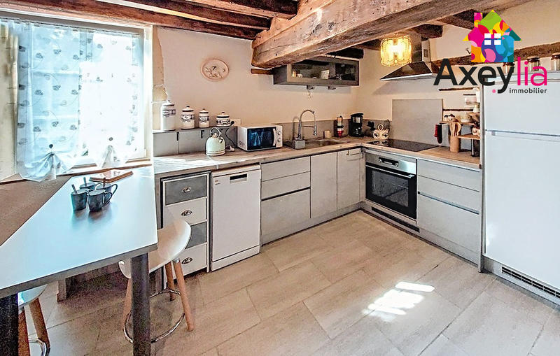 Propriété - 409 m² - 10 pièces