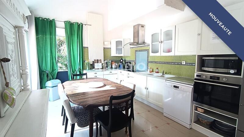 Immeuble - 378 m² - 14 pièces