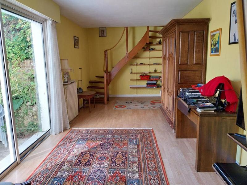 Maison - 151 m² - 7 pièces