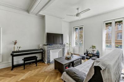 Appartement - 93 m² - 4 pièces