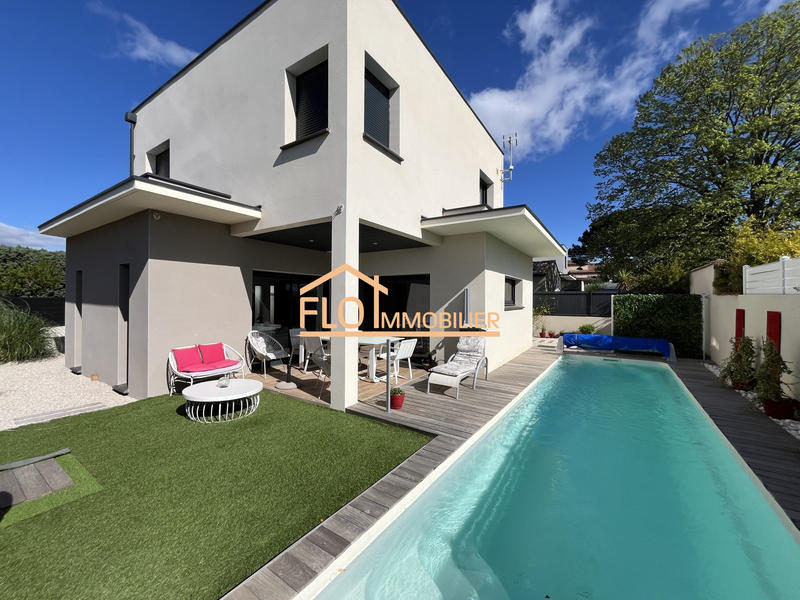 Villa - 144 m² - 5 pièces