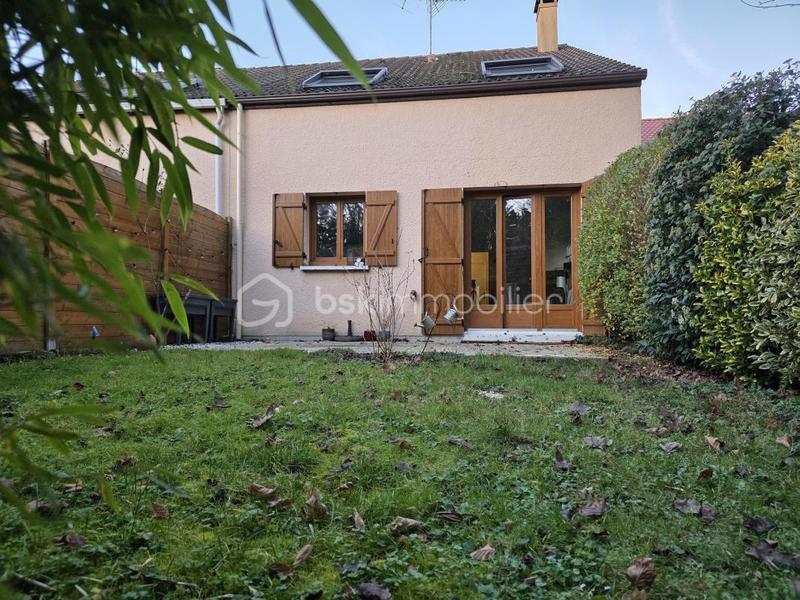 Maison - 105 m² - 4 pièces