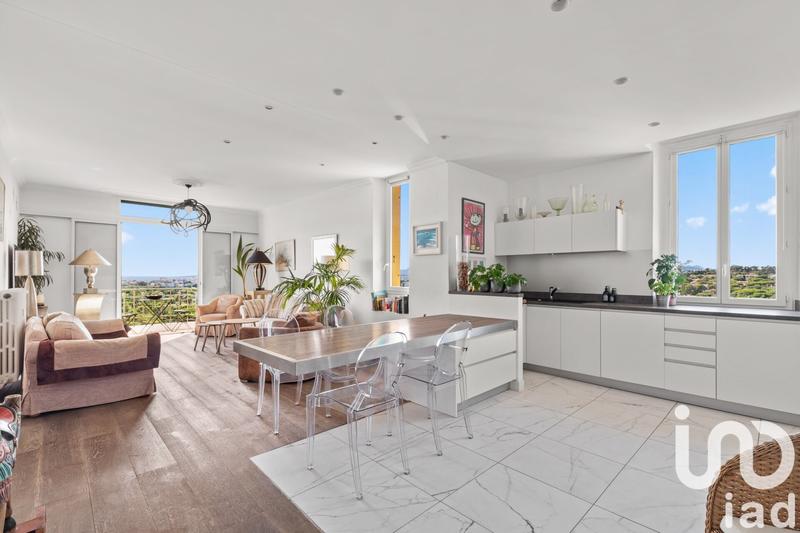 Appartement - 108 m² - 4 pièces