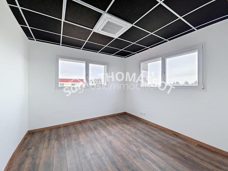 Bureau - 350 m² - 4 pièces