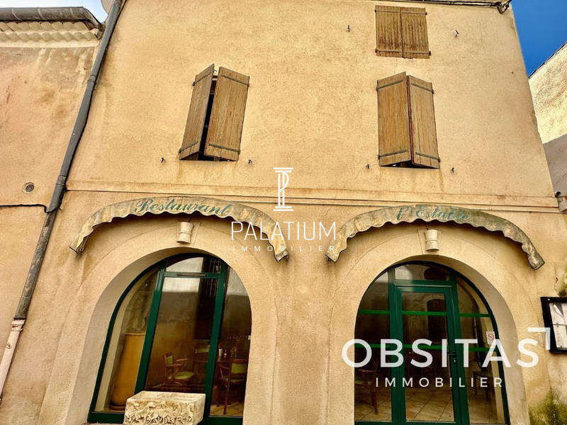 Appartement - 98 m² - 6 pièces