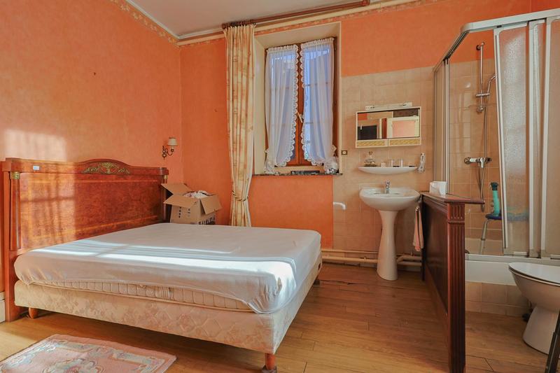 Maison - 92 m² - 5 pièces