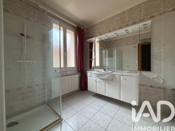 Maison de village - 125 m² - 5 pièces