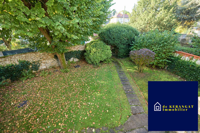 Maison ancienne - 222 m² - 7 pièces