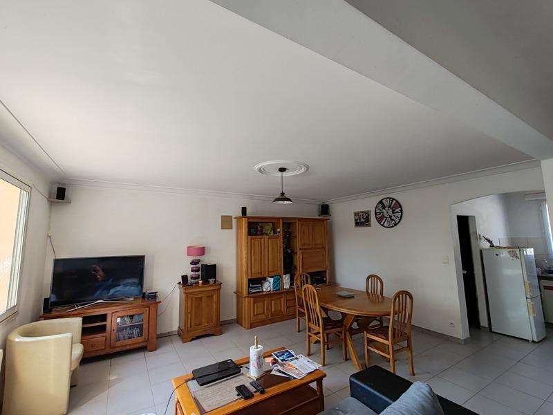 Maison - 92 m² - 6 pièces