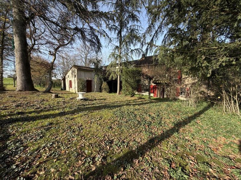 Maison - 174 m² - 7 pièces