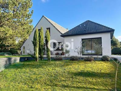 Maison - 170 m² - 5 pièces