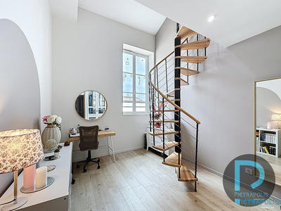 Appartement - 132 m² - 4 pièces