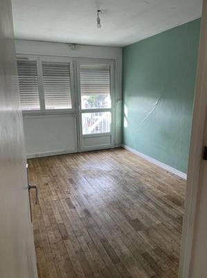 Appartement - 94 m² - 5 pièces