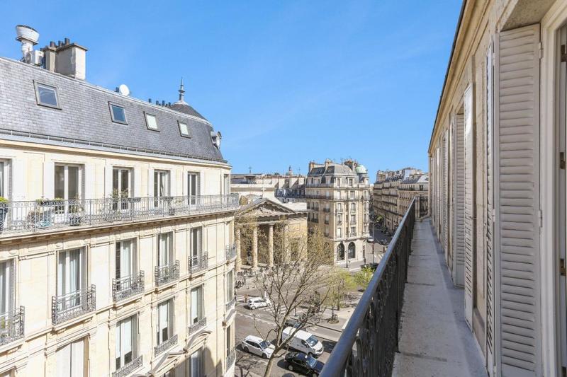 Duplex - 310 m² - 8 pièces