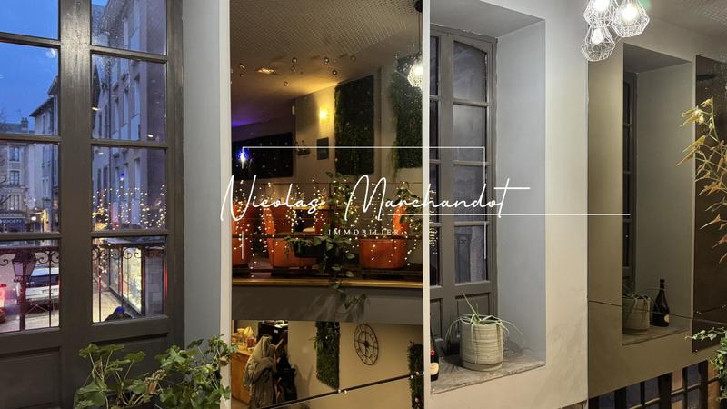 Local commercial - 90 m² - 2 pièces