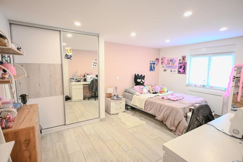 Maison - 147 m² - 5 pièces