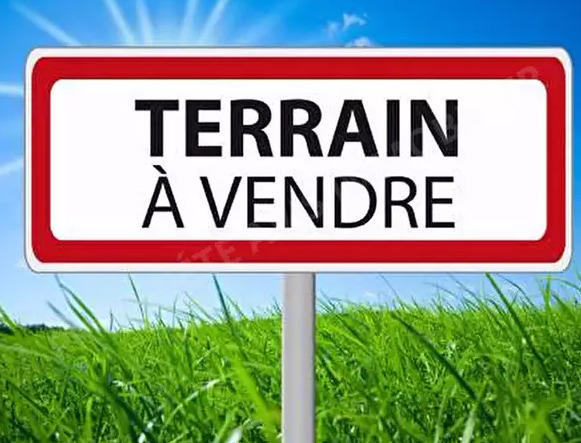 Terrain constructible - 757 m²