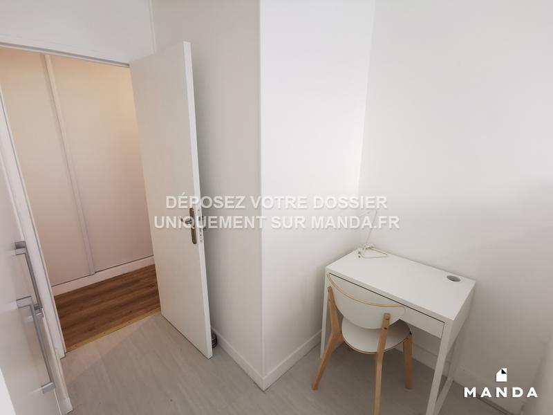 Chambre - 10 m² - 4 pièces