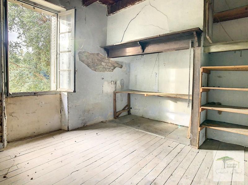 Maison - 180 m² - 8 pièces