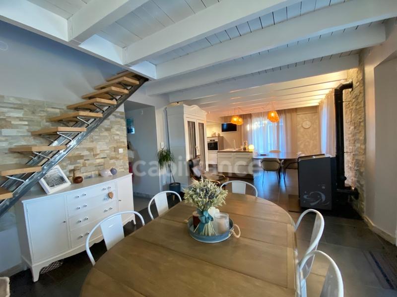 Maison - 127 m² - 6 pièces