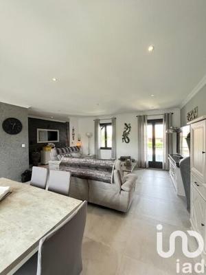 Maison - 178 m² - 5 pièces