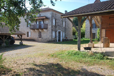 Maison - 316 m² - 11 pièces