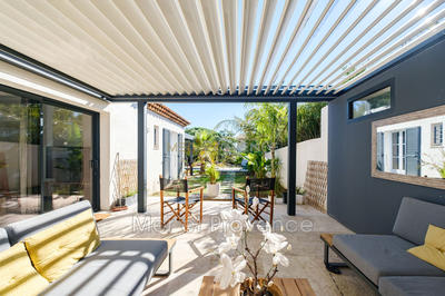 Villa - 90 m² - 4 pièces