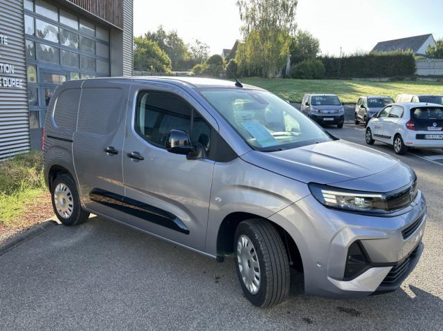 Opel combo cargo 19 991.00 Ht - m 650 Kg Bluehdi 130 Ch Eat8 Premium 3 Places Look Partner Berlingo Gris