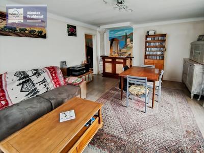 Maison - 176 m² - 7 pièces