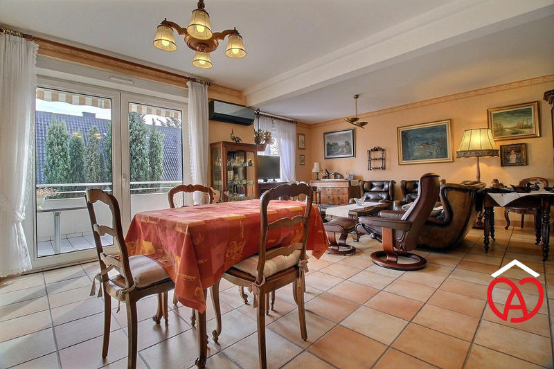 Appartement - 106 m² - 3 pièces