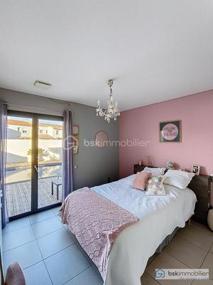 Maison traditionnelle - 145 m² - 5 pièces