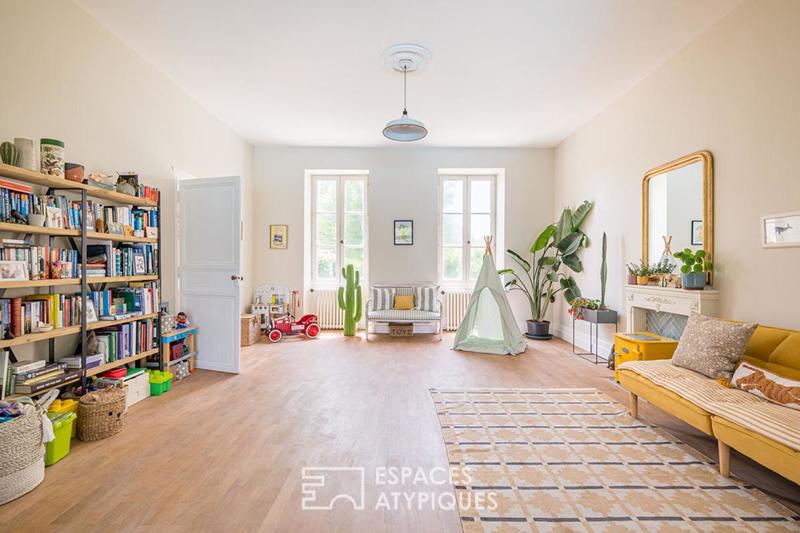 Demeure - 390 m² - 10 pièces