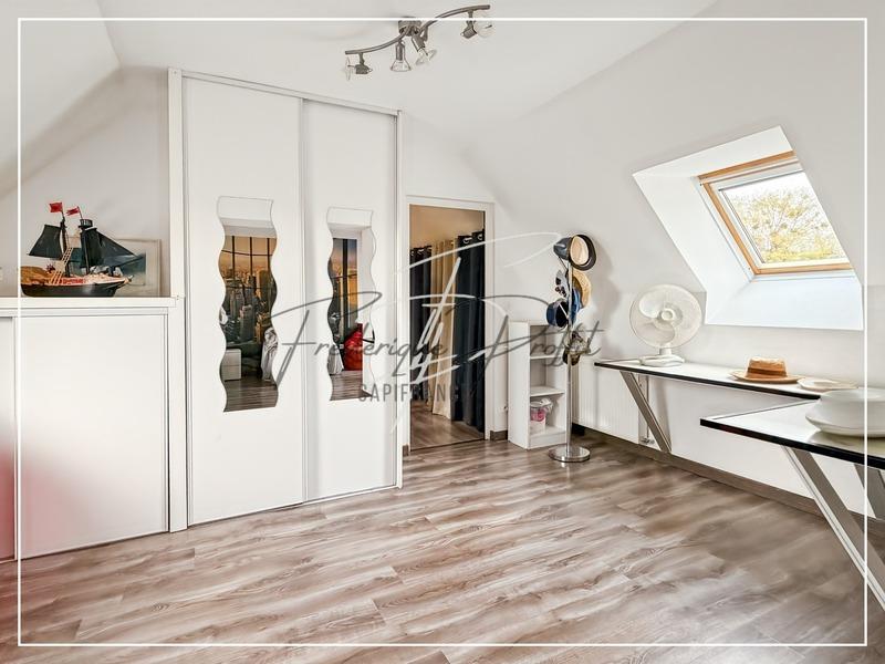 Maison - 167 m² - 6 pièces