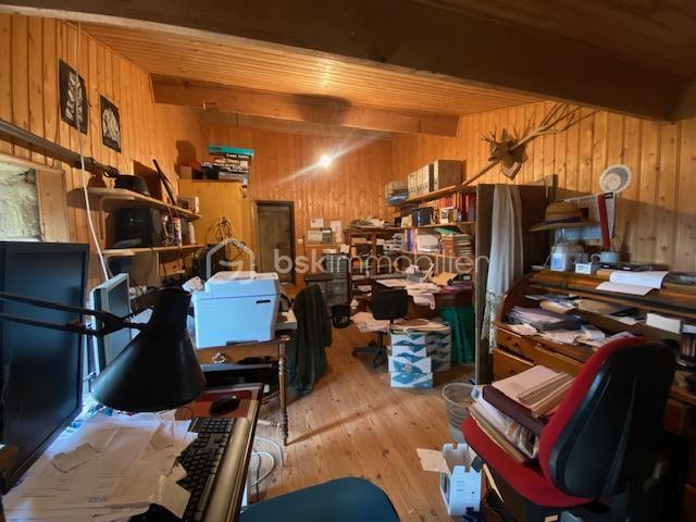 Maison en pierre - 235 m² - 8 pièces